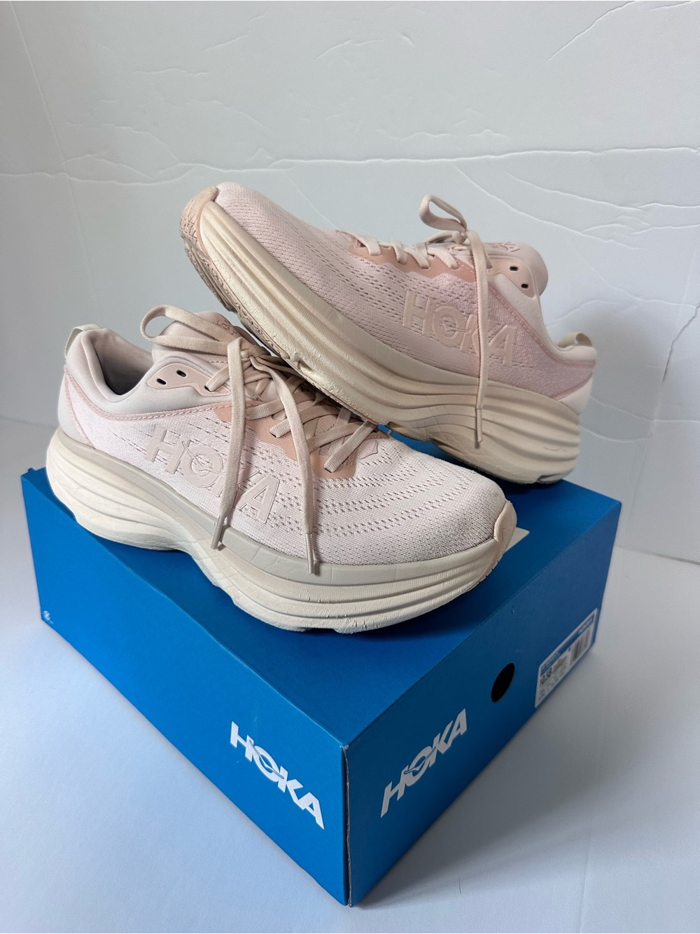 Hoka Bondi 8 Cosmic Pearl